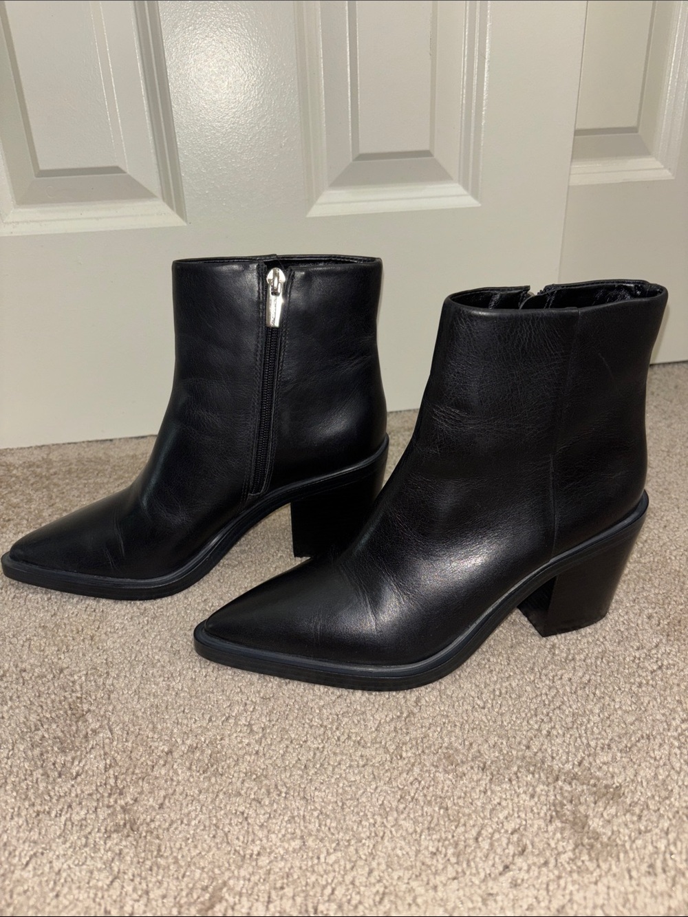 Vince Camuto Black Leather Pointed Ankle Heeled Boots Size 6.5